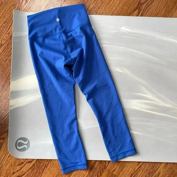 Lululemon I 4 - Picture 5 of 6